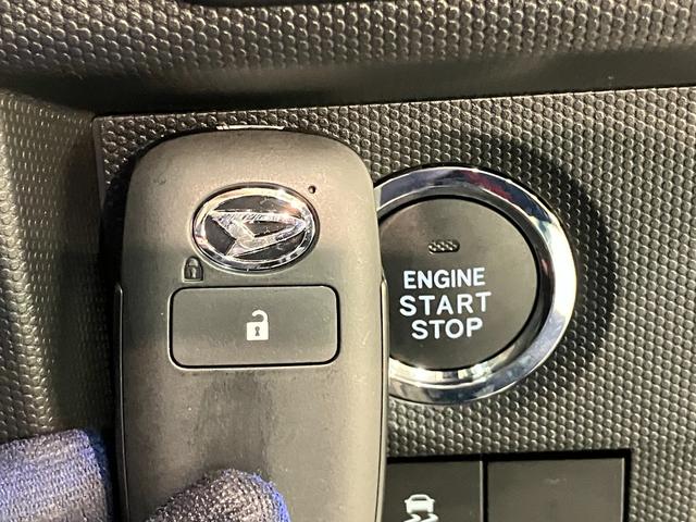 タフトＧダーククロムベンチャー　フルセグナビ　ドラレコ　Ｐカメラ衝突被害軽減ブレーキ　コーナーセンサー　フルセグナビ　ＤＶＤ再生　Ｂｌｕｅｔｏｏｔｈ　ＵＳＢ　パノラマカメラ　ドラレコ　ＥＴＣ　シートヒーター　電動パーキング　ＬＥＤ　オートライト　オートエアコン（滋賀県）の中古車