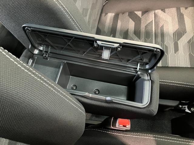 タフトＧダーククロムベンチャー　フルセグナビ　ドラレコ　Ｐカメラ衝突被害軽減ブレーキ　コーナーセンサー　フルセグナビ　ＤＶＤ再生　Ｂｌｕｅｔｏｏｔｈ　ＵＳＢ　パノラマカメラ　ドラレコ　ＥＴＣ　シートヒーター　電動パーキング　ＬＥＤ　オートライト　オートエアコン（滋賀県）の中古車