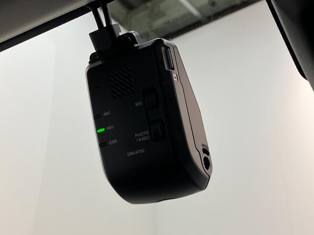 ハイゼットカーゴＤＸ　４ＷＤ　ＣＶＴ　コーナーセンサー　ドラレコ　ＥＴＣ衝突被害軽減ブレーキ　スマアシ　コーナーセンサー　前席パワーウインドウ　ＡＭ／ＦＭステレオ　ドラレコ　ＥＴＣ　両側スライドドア　パートタイム４ＷＤ　オートライト　マニュアルレベリング　キーレス（滋賀県）の中古車