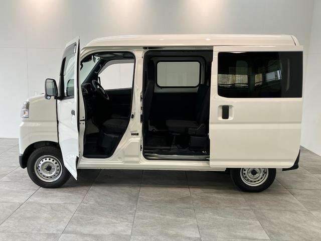 ハイゼットカーゴＤＸ　４ＷＤ　ＣＶＴ　コーナーセンサー　ドラレコ　ＥＴＣ衝突被害軽減ブレーキ　スマアシ　コーナーセンサー　前席パワーウインドウ　ＡＭ／ＦＭステレオ　ドラレコ　ＥＴＣ　両側スライドドア　パートタイム４ＷＤ　オートライト　マニュアルレベリング　キーレス（滋賀県）の中古車