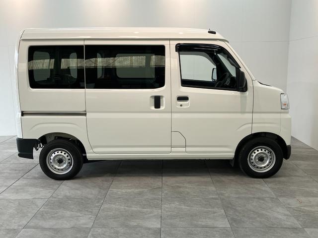 ハイゼットカーゴＤＸ　４ＷＤ　ＣＶＴ　コーナーセンサー　ドラレコ　ＥＴＣ衝突被害軽減ブレーキ　スマアシ　コーナーセンサー　前席パワーウインドウ　ＡＭ／ＦＭステレオ　ドラレコ　ＥＴＣ　両側スライドドア　パートタイム４ＷＤ　オートライト　マニュアルレベリング　キーレス（滋賀県）の中古車