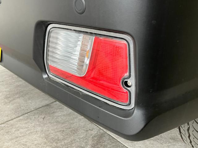 ハイゼットカーゴＤＸ　４ＷＤ　ＣＶＴ　コーナーセンサー　ドラレコ　ＥＴＣ衝突被害軽減ブレーキ　スマアシ　コーナーセンサー　前席パワーウインドウ　ＡＭ／ＦＭステレオ　ドラレコ　ＥＴＣ　両側スライドドア　パートタイム４ＷＤ　オートライト　マニュアルレベリング　キーレス（滋賀県）の中古車