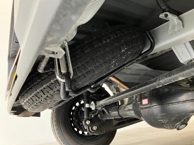 ハイゼットカーゴＤＸ　４ＷＤ　ＣＶＴ　コーナーセンサー　ドラレコ　ＥＴＣ衝突被害軽減ブレーキ　スマアシ　コーナーセンサー　前席パワーウインドウ　ＡＭ／ＦＭステレオ　ドラレコ　ＥＴＣ　両側スライドドア　パートタイム４ＷＤ　オートライト　マニュアルレベリング　キーレス（滋賀県）の中古車