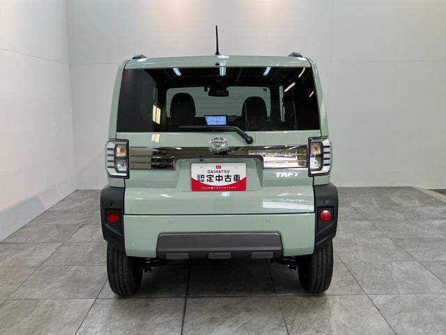 タフトＧダーククロムベンチャー　１０型ナビ　届出済未使用車衝突被害軽減ブレーキ　コーナーセンサー　１０型フルセグナビ　ＤＶＤ再生　Ｂｌｕｅｔｏｏｔｈ　ＵＳＢ　パノラマカメラ　前後ドラレコ　前席シートヒーター　ＬＥＤ　オートライト　レーダークルーズコントロール（滋賀県）の中古車