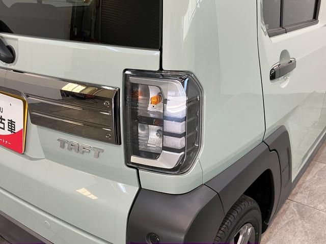 タフトＧダーククロムベンチャー　１０型ナビ　届出済未使用車衝突被害軽減ブレーキ　コーナーセンサー　１０型フルセグナビ　ＤＶＤ再生　Ｂｌｕｅｔｏｏｔｈ　ＵＳＢ　パノラマカメラ　前後ドラレコ　前席シートヒーター　ＬＥＤ　オートライト　レーダークルーズコントロール（滋賀県）の中古車