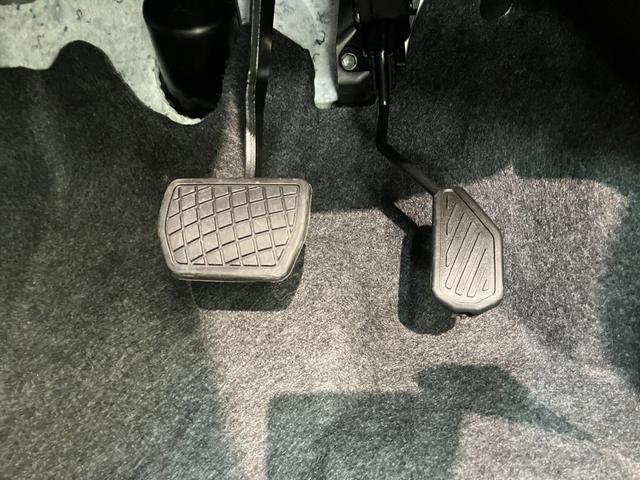 タフトＧダーククロムベンチャー　１０型ナビ　届出済未使用車衝突被害軽減ブレーキ　コーナーセンサー　１０型フルセグナビ　ＤＶＤ再生　Ｂｌｕｅｔｏｏｔｈ　ＵＳＢ　パノラマカメラ　前後ドラレコ　前席シートヒーター　ＬＥＤ　オートライト　レーダークルーズコントロール（滋賀県）の中古車