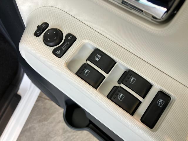 ムーヴキャンバスストライプスＧ　１０型ナビ　前後ドラレコ　届出済未使用車衝突被害軽減ブレーキ　コーナーセンサー　フルセグナビ　ＤＶＤ再生　Ｂｌｕｅｔｏｏｔｈ　ＵＳＢ　バックカメラ　前後ドラレコ　両側電動スライドドア　ＬＥＤ　オートライト　オートエアコン　前席シートヒーター（滋賀県）の中古車