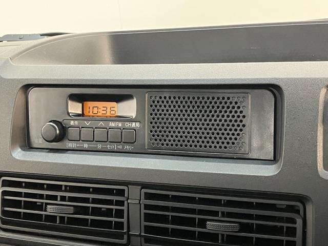ハイゼットカーゴＤＸ　４ＷＤ　ＣＶＴ車　コーナーセンサー　ＥＴＣ　キーレス衝突被害軽減ブレーキ　コーナーセンサー　前席パワーウインドウ　ＡＭ／ＦＭステレオ　ＥＴＣ車載器　両側スライドドア　パートタイム４ＷＤ　オートライト　マニュアルレベリング　キーレス　プライバシーガラス（滋賀県）の中古車