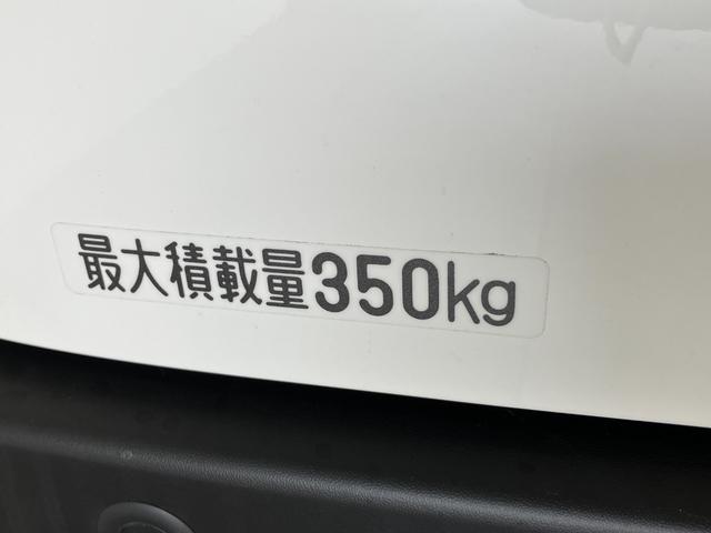 ハイゼットカーゴＤＸ　４ＷＤ　ＣＶＴ車　コーナーセンサー　ＥＴＣ　キーレス衝突被害軽減ブレーキ　コーナーセンサー　前席パワーウインドウ　ＡＭ／ＦＭステレオ　ＥＴＣ車載器　両側スライドドア　パートタイム４ＷＤ　オートライト　マニュアルレベリング　キーレス　プライバシーガラス（滋賀県）の中古車
