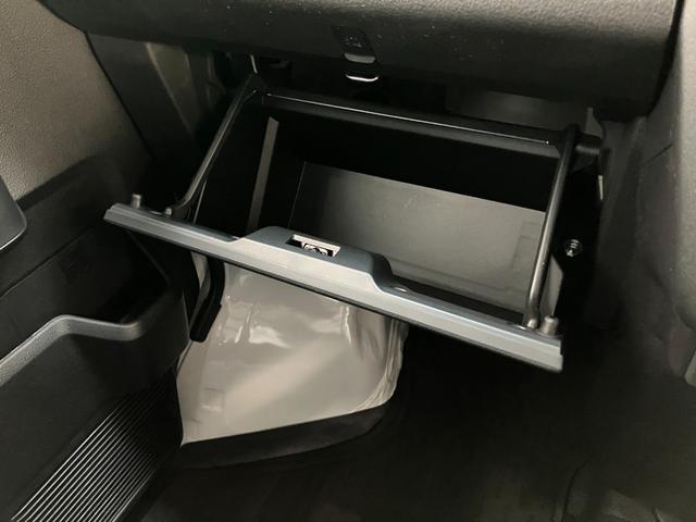 ハイゼットカーゴＤＸ　４ＷＤ　ＣＶＴ車　コーナーセンサー　ＥＴＣ　キーレス衝突被害軽減ブレーキ　コーナーセンサー　前席パワーウインドウ　ＡＭ／ＦＭステレオ　ＥＴＣ車載器　両側スライドドア　パートタイム４ＷＤ　オートライト　マニュアルレベリング　キーレス　プライバシーガラス（滋賀県）の中古車