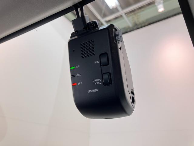 ハイゼットカーゴＤＸ　４ＷＤ　ＣＶＴ　コーナーセンサー　ドラレコ　キーレス衝突被害軽減ブレーキ　コーナーセンサー　前席パワーウインドウ　ＡＭ／ＦＭステレオ　ドラレコ　両側スライドドア　パートタイム４ＷＤ　オートライト　マニュアルレベリング　キーレスエントリー　エコアイドル（滋賀県）の中古車