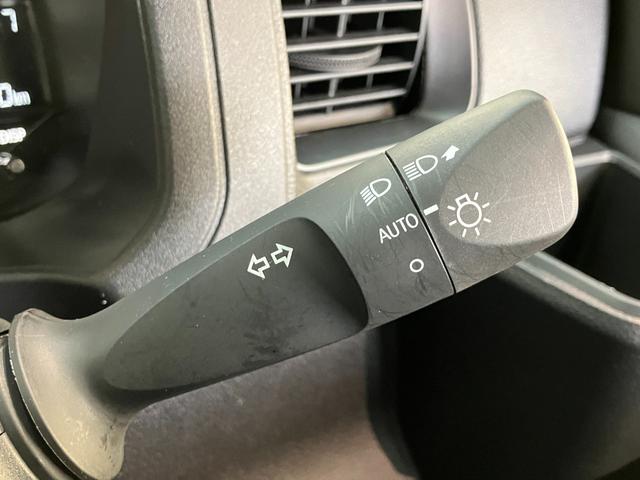 ハイゼットカーゴＤＸ　４ＷＤ　ＣＶＴ　コーナーセンサー　ドラレコ　キーレス衝突被害軽減ブレーキ　コーナーセンサー　前席パワーウインドウ　ＡＭ／ＦＭステレオ　ドラレコ　両側スライドドア　パートタイム４ＷＤ　オートライト　マニュアルレベリング　キーレスエントリー　エコアイドル（滋賀県）の中古車