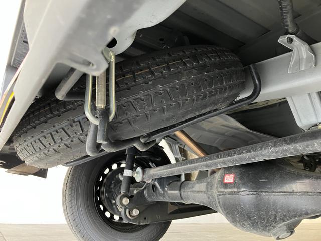 ハイゼットカーゴＤＸ　４ＷＤ　ＣＶＴ　コーナーセンサー　ドラレコ　キーレス衝突被害軽減ブレーキ　コーナーセンサー　前席パワーウインドウ　ＡＭ／ＦＭステレオ　ドラレコ　両側スライドドア　パートタイム４ＷＤ　オートライト　マニュアルレベリング　キーレスエントリー　エコアイドル（滋賀県）の中古車