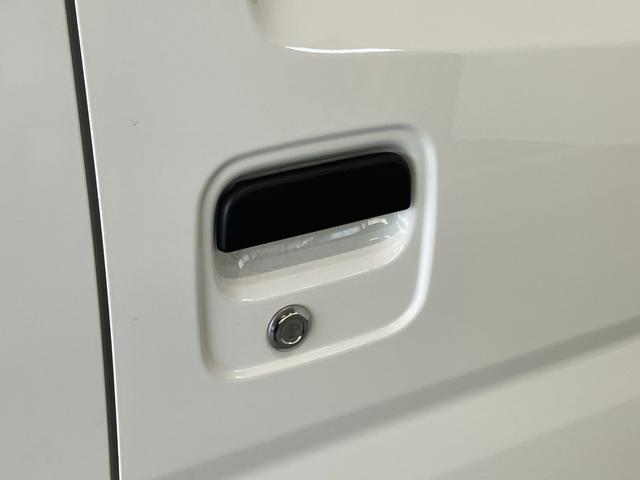 ハイゼットカーゴＤＸ　４ＷＤ　ＣＶＴ　コーナーセンサー　ドラレコ　キーレス衝突被害軽減ブレーキ　コーナーセンサー　前席パワーウインドウ　ＡＭ／ＦＭステレオ　ドラレコ　両側スライドドア　パートタイム４ＷＤ　オートライト　マニュアルレベリング　キーレスエントリー　エコアイドル（滋賀県）の中古車