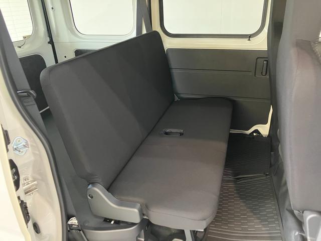 ハイゼットカーゴＤＸ　４ＷＤ　ＣＶＴ　コーナーセンサー　ドラレコ　キーレス衝突被害軽減ブレーキ　コーナーセンサー　前席パワーウインドウ　ＡＭ／ＦＭステレオ　ドラレコ　両側スライドドア　パートタイム４ＷＤ　オートライト　マニュアルレベリング　キーレスエントリー　エコアイドル（滋賀県）の中古車