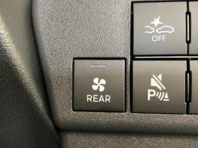 ハイゼットカーゴＤＸ　４ＷＤ　ＣＶＴ　コーナーセンサー　ドラレコ　キーレス衝突被害軽減ブレーキ　コーナーセンサー　前席パワーウインドウ　ＡＭ／ＦＭステレオ　ドラレコ　両側スライドドア　パートタイム４ＷＤ　オートライト　マニュアルレベリング　キーレスエントリー　エコアイドル（滋賀県）の中古車