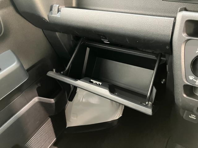 ハイゼットカーゴＤＸ　４ＷＤ　ＣＶＴ　コーナーセンサー　ドラレコ　キーレス衝突被害軽減ブレーキ　コーナーセンサー　前席パワーウインドウ　ＡＭ／ＦＭステレオ　ドラレコ　両側スライドドア　パートタイム４ＷＤ　オートライト　マニュアルレベリング　キーレスエントリー　エコアイドル（滋賀県）の中古車