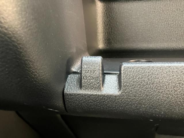 ハイゼットカーゴＤＸ　４ＷＤ　ＣＶＴ　コーナーセンサー　ドラレコ　キーレス衝突被害軽減ブレーキ　コーナーセンサー　前席パワーウインドウ　ＡＭ／ＦＭステレオ　ドラレコ　両側スライドドア　パートタイム４ＷＤ　オートライト　マニュアルレベリング　キーレスエントリー　エコアイドル（滋賀県）の中古車