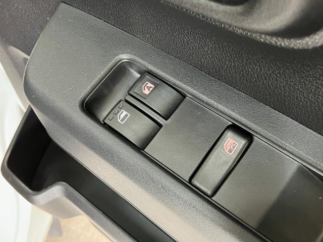 ハイゼットカーゴＤＸ　４ＷＤ　ＣＶＴ　コーナーセンサー　ドラレコ　キーレス衝突被害軽減ブレーキ　コーナーセンサー　前席パワーウインドウ　ＡＭ／ＦＭステレオ　ドラレコ　両側スライドドア　オートライト　マニュアルレベリング　キーレスエントリー　エコアイドル　パートタイム４ＷＤ（滋賀県）の中古車