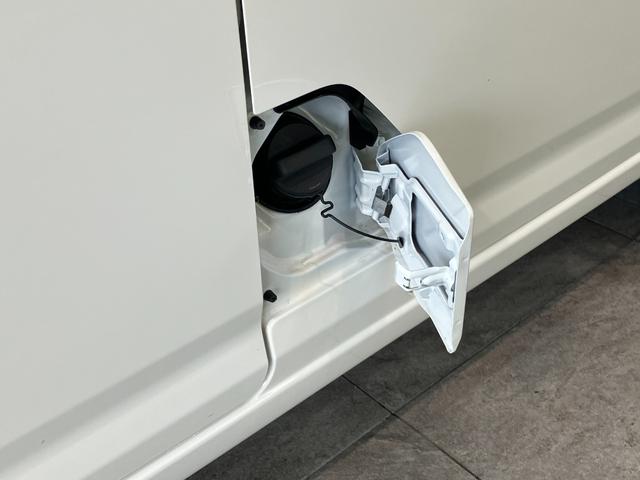 ハイゼットカーゴＤＸ　４ＷＤ　ＣＶＴ　コーナーセンサー　ドラレコ　キーレス衝突被害軽減ブレーキ　コーナーセンサー　前席パワーウインドウ　ＡＭ／ＦＭステレオ　ドラレコ　両側スライドドア　オートライト　マニュアルレベリング　キーレスエントリー　エコアイドル　パートタイム４ＷＤ（滋賀県）の中古車