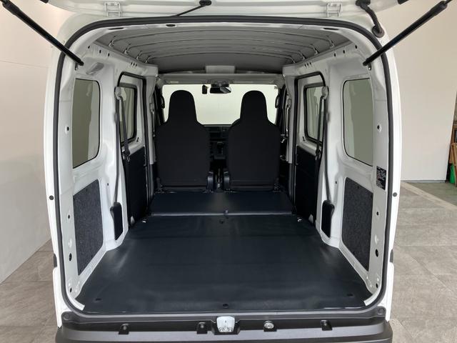 ハイゼットカーゴＤＸ　４ＷＤ　ＣＶＴ　コーナーセンサー　ドラレコ　キーレス衝突被害軽減ブレーキ　コーナーセンサー　前席パワーウインドウ　ＡＭ／ＦＭステレオ　ドラレコ　両側スライドドア　オートライト　マニュアルレベリング　キーレスエントリー　エコアイドル　パートタイム４ＷＤ（滋賀県）の中古車