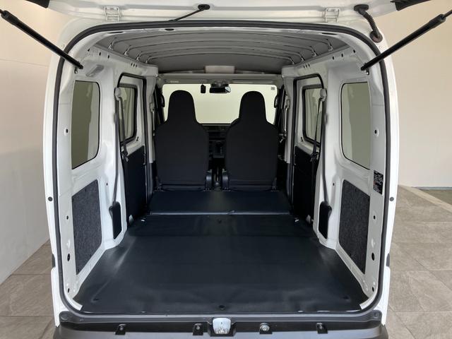 ハイゼットカーゴＤＸ　４ＷＤ　ＣＶＴ車　ドラレコ　キーレス　コーナーセンサー衝突被害軽減ブレーキ　スマアシ　パートタイム４ＷＤ　コーナーセンサー　前席パワーウインドウ　ＡＭ／ＦＭステレオ　ドラレコ　両側スライドドア　オートライト　マニュアルレベリング（滋賀県）の中古車