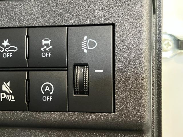 ハイゼットカーゴＤＸ　４ＷＤ　ＣＶＴ車　ドラレコ　キーレス　コーナーセンサー衝突被害軽減ブレーキ　スマアシ　パートタイム４ＷＤ　コーナーセンサー　前席パワーウインドウ　ＡＭ／ＦＭステレオ　ドラレコ　両側スライドドア　オートライト　マニュアルレベリング（滋賀県）の中古車