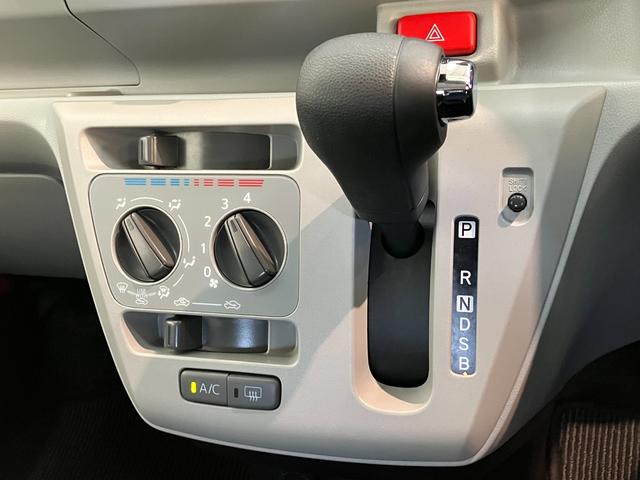 ミライースＸリミテッドＳＡ　コーナーセンサー　ＬＥＤライト　電格ミラー衝突被害軽減ブレーキ　スマアシ３　コーナーセンサー　バックカメラ（ナビ装着時用）　ＣＤステレオ　ＬＥＤヘッドライト　電格ミラー　マニュアルレベリング　キーレスエントリー　オートライト　エコアイドル（滋賀県）の中古車