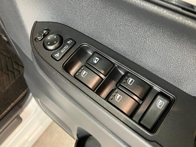 タントカスタムＸ　フルセグナビ　バックカメラ　前後ドラレコ　ＬＥＤ衝突被害軽減ブレーキ　コーナーセンサー　フルセグナビ　Ｂｌｕｅｔｏｏｔｈ　ＤＶＤ再生　ＵＳＢ　バックカメラ　前後ドラレコ　両側電動スライドドア　前席シートヒーター　ＬＥＤ　オートライト　スマートキー（滋賀県）の中古車