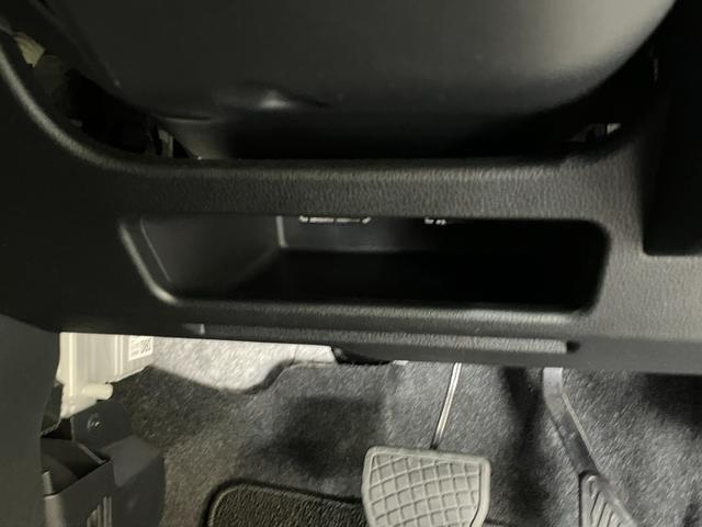 ムーヴキャンバスセオリーＧ　９型ディスプレイオーディオ　ＩＤＬＥレス衝突被害軽減ブレーキ　コーナーセンサー　９型ディスプレイオーディオ　フルセグ　Ｂｌｕｅｔｏｏｔｈ　ＵＳＢ　バックカメラ　両側電動スライドドア　前席シートヒーター　ＬＥＤ　ワイヤレス充電器　電格ミラー（滋賀県）の中古車