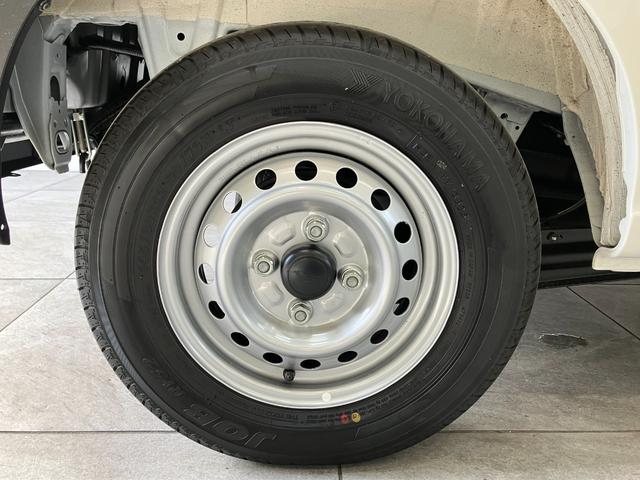 ハイゼットカーゴＤＸ　４ＷＤ　ＣＶＴ　コーナーセンサー　ＥＴＣ　キーレス衝突被害軽減ブレーキ　スマアシ　パートタイム４ＷＤ　コーナーセンサー　前席パワーウインドウ　ＡＭ／ＦＭステレオ　ＥＴＣ　両側スライドドア　オートライト　マニュアルレベリング（滋賀県）の中古車