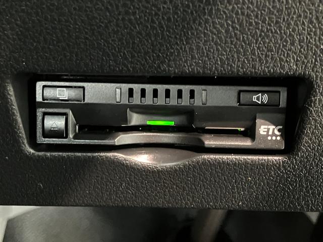 ハイゼットカーゴＤＸ　４ＷＤ　ＣＶＴ　コーナーセンサー　ＥＴＣ　キーレス衝突被害軽減ブレーキ　スマアシ　パートタイム４ＷＤ　コーナーセンサー　前席パワーウインドウ　ＡＭ／ＦＭステレオ　ＥＴＣ　両側スライドドア　オートライト　マニュアルレベリング（滋賀県）の中古車