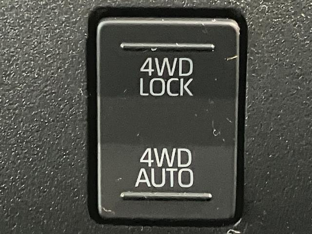 ハイゼットカーゴＤＸ　４ＷＤ　ＣＶＴ　コーナーセンサー　ＥＴＣ　キーレス衝突被害軽減ブレーキ　スマアシ　パートタイム４ＷＤ　コーナーセンサー　前席パワーウインドウ　ＡＭ／ＦＭステレオ　ＥＴＣ　両側スライドドア　オートライト　マニュアルレベリング（滋賀県）の中古車