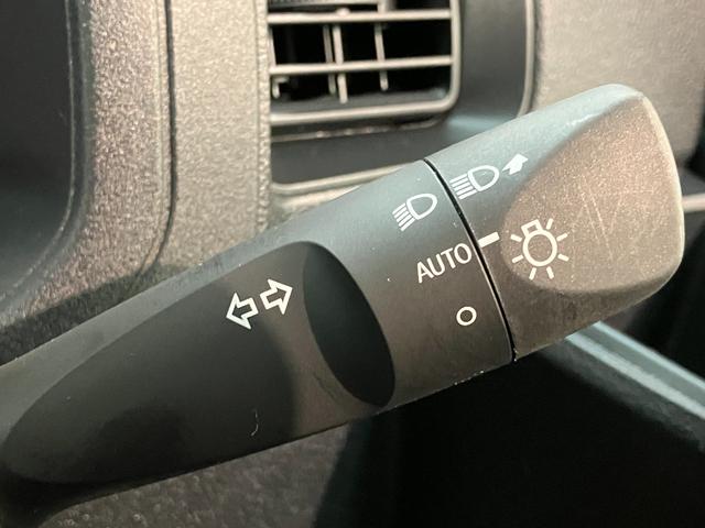 ハイゼットカーゴＤＸ　４ＷＤ　ＣＶＴ　コーナーセンサー　ＥＴＣ　キーレス衝突被害軽減ブレーキ　スマアシ　パートタイム４ＷＤ　コーナーセンサー　前席パワーウインドウ　ＡＭ／ＦＭステレオ　ＥＴＣ　両側スライドドア　オートライト　マニュアルレベリング（滋賀県）の中古車