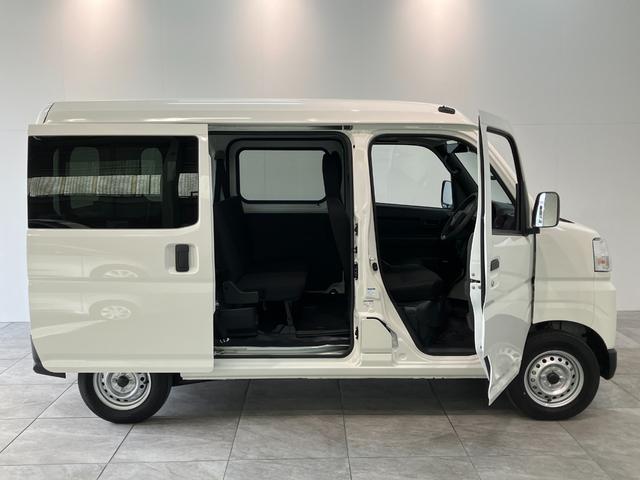 ハイゼットカーゴＤＸ　４ＷＤ　ＣＶＴ　コーナーセンサー　ＥＴＣ　キーレス衝突被害軽減ブレーキ　スマアシ　パートタイム４ＷＤ　コーナーセンサー　前席パワーウインドウ　ＡＭ／ＦＭステレオ　ＥＴＣ　両側スライドドア　オートライト　マニュアルレベリング（滋賀県）の中古車