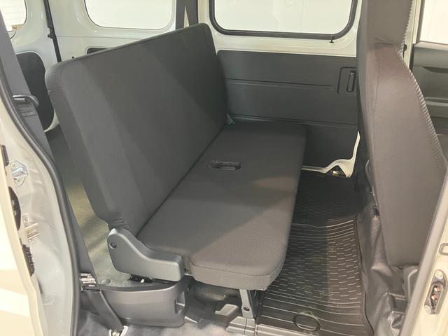 ハイゼットカーゴＤＸ　４ＷＤ　ＣＶＴ　コーナーセンサー　ＥＴＣ　キーレス衝突被害軽減ブレーキ　スマアシ　パートタイム４ＷＤ　コーナーセンサー　前席パワーウインドウ　ＡＭ／ＦＭステレオ　ＥＴＣ　両側スライドドア　オートライト　マニュアルレベリング（滋賀県）の中古車