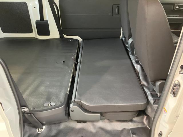 ハイゼットカーゴＤＸ　４ＷＤ　ＣＶＴ　コーナーセンサー　ＥＴＣ　キーレス衝突被害軽減ブレーキ　スマアシ　パートタイム４ＷＤ　コーナーセンサー　前席パワーウインドウ　ＡＭ／ＦＭステレオ　ＥＴＣ　両側スライドドア　オートライト　マニュアルレベリング（滋賀県）の中古車