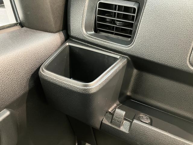 ハイゼットカーゴＤＸ　４ＷＤ　ＣＶＴ　コーナーセンサー　ＥＴＣ　キーレス衝突被害軽減ブレーキ　スマアシ　パートタイム４ＷＤ　コーナーセンサー　前席パワーウインドウ　ＡＭ／ＦＭステレオ　ＥＴＣ　両側スライドドア　オートライト　マニュアルレベリング（滋賀県）の中古車