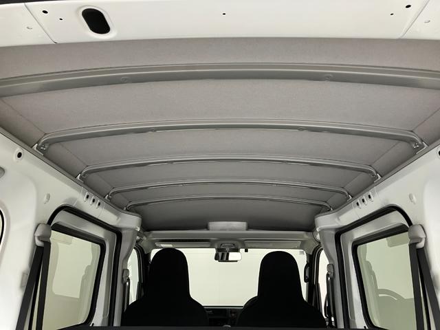 ハイゼットカーゴＤＸ　４ＷＤ　ＣＶＴ　コーナーセンサー　ＥＴＣ　キーレス衝突被害軽減ブレーキ　スマアシ　パートタイム４ＷＤ　コーナーセンサー　前席パワーウインドウ　ＡＭ／ＦＭステレオ　ＥＴＣ　両側スライドドア　オートライト　マニュアルレベリング（滋賀県）の中古車