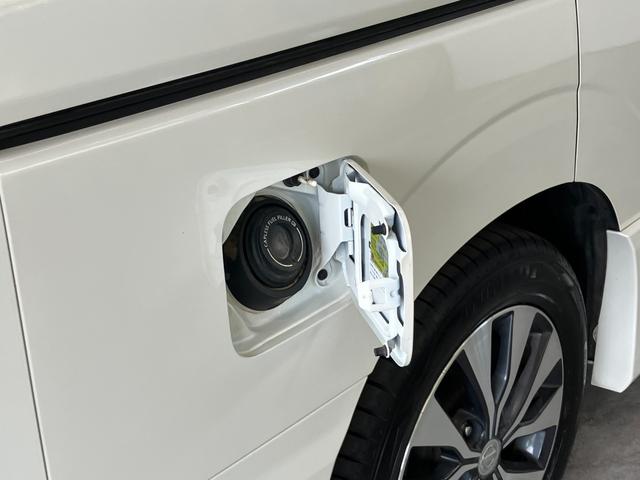 セレナハイウェイスターＶセレクション２　９型ナビ　プロパイロット衝突被害軽減ブレーキ　プロパイロット　９型フルセグナビ　ＤＶＤ　Ｂｌｕｅｔｏｏｔｈ　ＵＳＢ　パノラマカメラ　ドラレコ　ＥＴＣ　駐車支援システム　インテリジェントルームミラー　両側電動スライドドア（滋賀県）の中古車