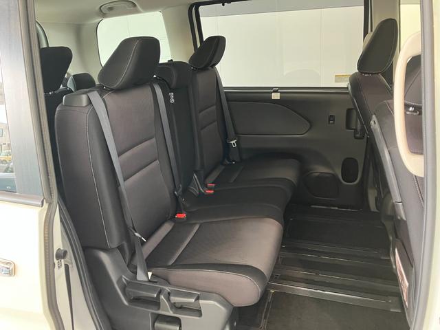 セレナハイウェイスターＶセレクション２　９型ナビ　プロパイロット衝突被害軽減ブレーキ　プロパイロット　９型フルセグナビ　ＤＶＤ　Ｂｌｕｅｔｏｏｔｈ　ＵＳＢ　パノラマカメラ　ドラレコ　ＥＴＣ　駐車支援システム　インテリジェントルームミラー　両側電動スライドドア（滋賀県）の中古車