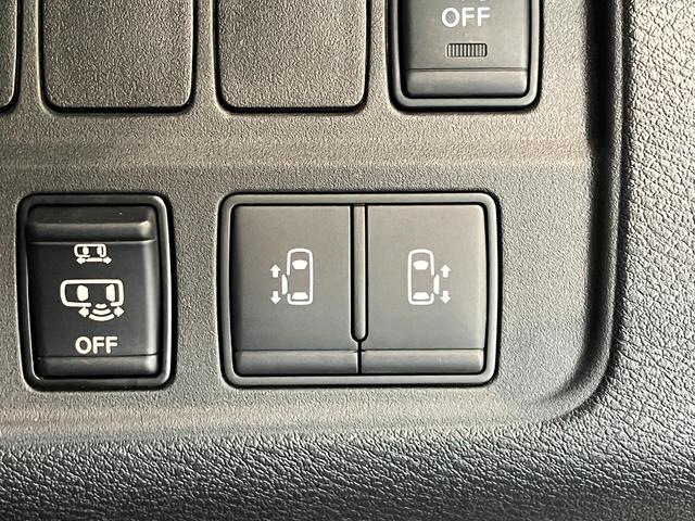 セレナハイウェイスターＶセレクション２　９型ナビ　プロパイロット衝突被害軽減ブレーキ　プロパイロット　９型フルセグナビ　ＤＶＤ　Ｂｌｕｅｔｏｏｔｈ　ＵＳＢ　パノラマカメラ　ドラレコ　ＥＴＣ　駐車支援システム　インテリジェントルームミラー　両側電動スライドドア（滋賀県）の中古車