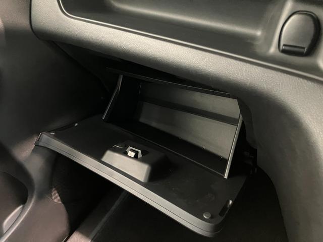 セレナハイウェイスターＶセレクション２　９型ナビ　プロパイロット衝突被害軽減ブレーキ　プロパイロット　９型フルセグナビ　ＤＶＤ　Ｂｌｕｅｔｏｏｔｈ　ＵＳＢ　パノラマカメラ　ドラレコ　ＥＴＣ　駐車支援システム　インテリジェントルームミラー　両側電動スライドドア（滋賀県）の中古車