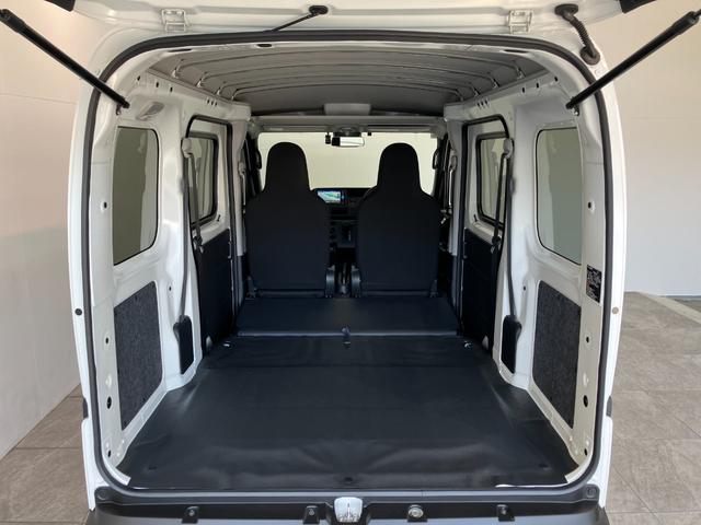 ハイゼットカーゴＤＸ　４ＷＤ　フルセグナビ　ドラレコ　ＬＥＤ　キーレス衝突被害軽減ブレーキ　スマアシ　コーナーセンサー　キーレス　前席パワーウインドウ　フルセグナビ　ＤＶＤ再生　Ｂｌｕｅｔｏｏｔｈ　ＵＳＢ　ドラレコ　ＥＴＣ　ＬＥＤ　オートライト　パートタイム４ＷＤ（滋賀県）の中古車