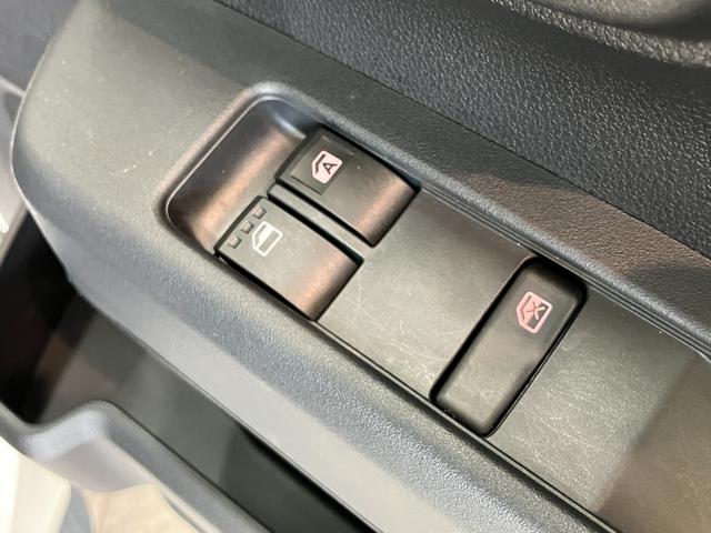 ハイゼットカーゴＤＸ　４ＷＤ　フルセグナビ　ドラレコ　ＬＥＤ　キーレス衝突被害軽減ブレーキ　スマアシ　コーナーセンサー　キーレス　前席パワーウインドウ　フルセグナビ　ＤＶＤ再生　Ｂｌｕｅｔｏｏｔｈ　ＵＳＢ　ドラレコ　ＥＴＣ　ＬＥＤ　オートライト　パートタイム４ＷＤ（滋賀県）の中古車