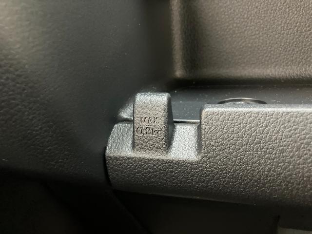 ハイゼットカーゴＤＸ　４ＷＤ　フルセグナビ　ドラレコ　ＬＥＤ　キーレス衝突被害軽減ブレーキ　スマアシ　コーナーセンサー　キーレス　前席パワーウインドウ　フルセグナビ　ＤＶＤ再生　Ｂｌｕｅｔｏｏｔｈ　ＵＳＢ　ドラレコ　ＥＴＣ　ＬＥＤ　オートライト　パートタイム４ＷＤ（滋賀県）の中古車