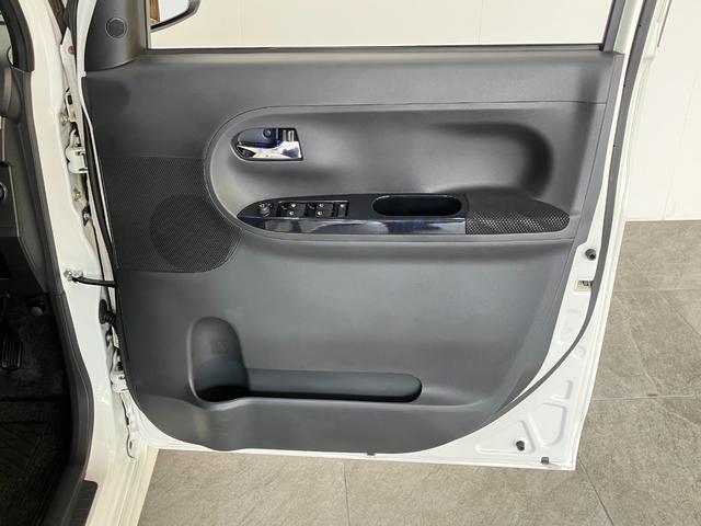 タントカスタムRSトップエディションSA3 8型ナビ ターボ衝突被害軽減ブレーキ 8型フルセグナビ Bluetooth DVD再生 バックカメラ リアフリップダウンモニター ETC 両側電動スライドドア シートヒーター LED オートライト スマートキー(滋賀県)の中古車