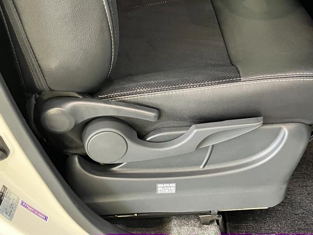 タントカスタムRSトップエディションSA3 8型ナビ ターボ衝突被害軽減ブレーキ 8型フルセグナビ Bluetooth DVD再生 バックカメラ リアフリップダウンモニター ETC 両側電動スライドドア シートヒーター LED オートライト スマートキー(滋賀県)の中古車