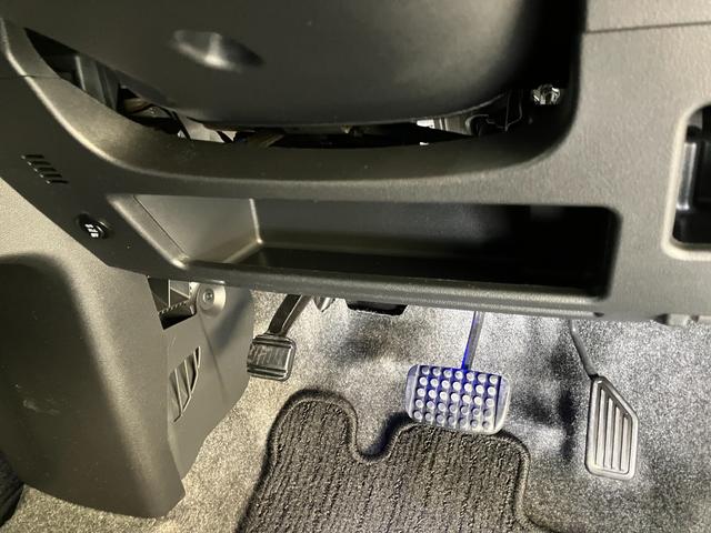 タントカスタムRSトップエディションSA3 8型ナビ ターボ衝突被害軽減ブレーキ 8型フルセグナビ Bluetooth DVD再生 バックカメラ リアフリップダウンモニター ETC 両側電動スライドドア シートヒーター LED オートライト スマートキー(滋賀県)の中古車