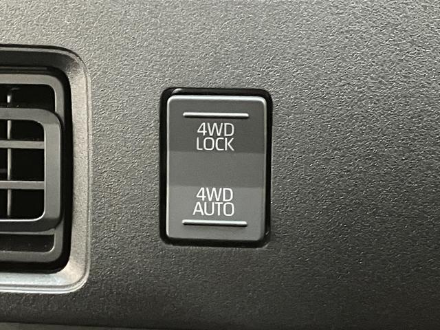 ハイゼットカーゴＤＸ　４ＷＤ　ＣＶＴ車　フルセグナビ　ドラレコ　キーレス衝突被害軽減ブレーキ　コーナーセンサー　フルセグナビ　ＤＶＤ再生　Ｂｌｕｅｔｏｏｔｈ　ドラレコ　ＥＴＣ　オートライト　キーレスエントリー　前席パワーウインドウ　エコアイドル　パートタイム４ＷＤ（滋賀県）の中古車